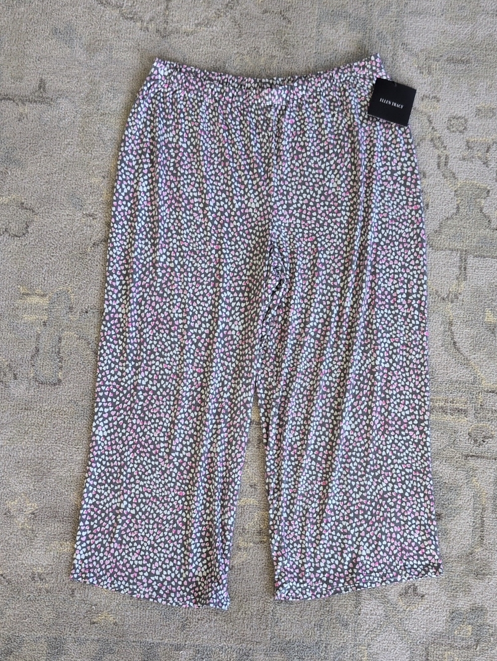 Ellen Tracy Lounge Pants with Pink Accent Hearts
